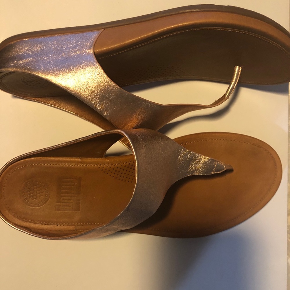 Fit Flop sandals in Rose Gold